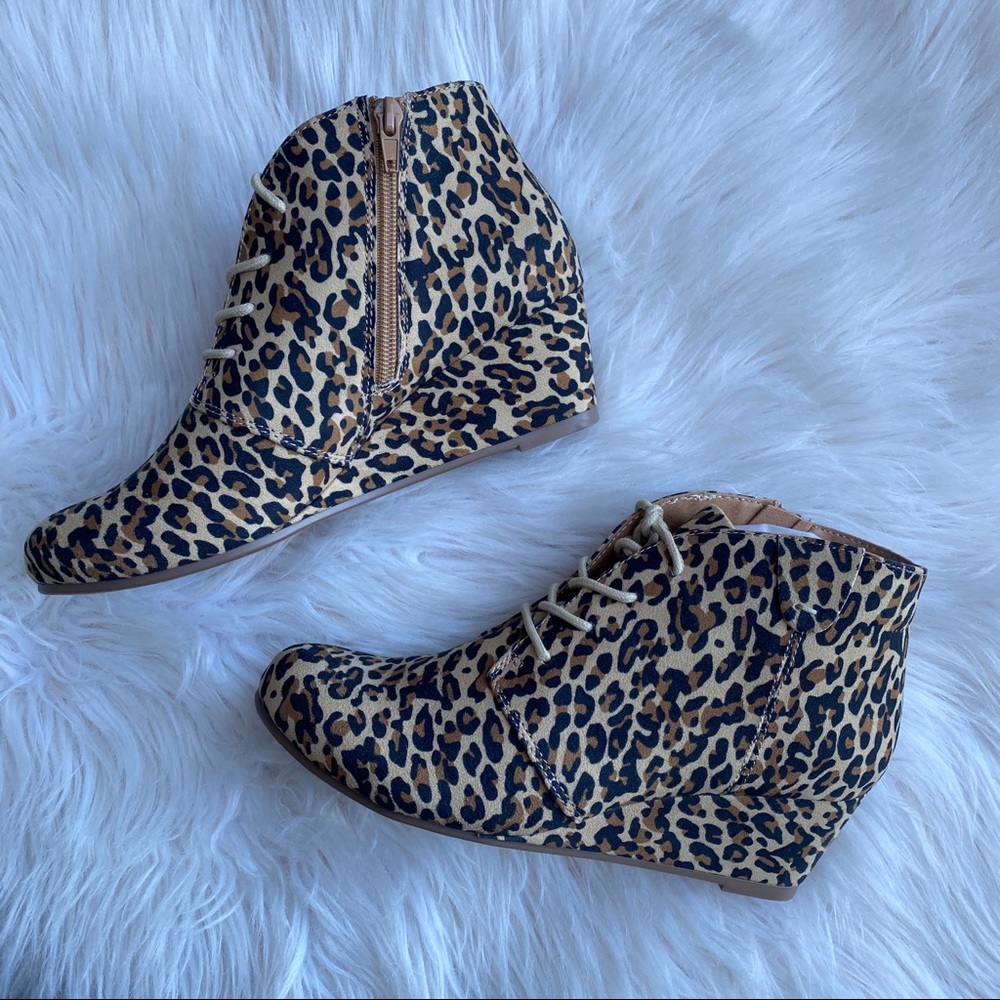 DV dolce vita leopard micro suede Brady booties - Picture 2 of 6
